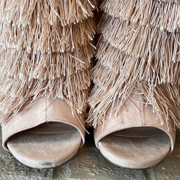 Nelly Bernal Mambo Champagne Fringe Open Toe Stiletto High Heels - Picture 3 of 12